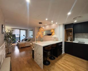 Living room of Flat for sale in  Barcelona Capital  with Air Conditioner, Heating and Parquet flooring