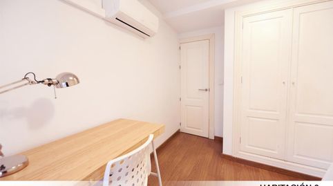 Foto 3 de Habitación en San Gil, Sevilla Capital