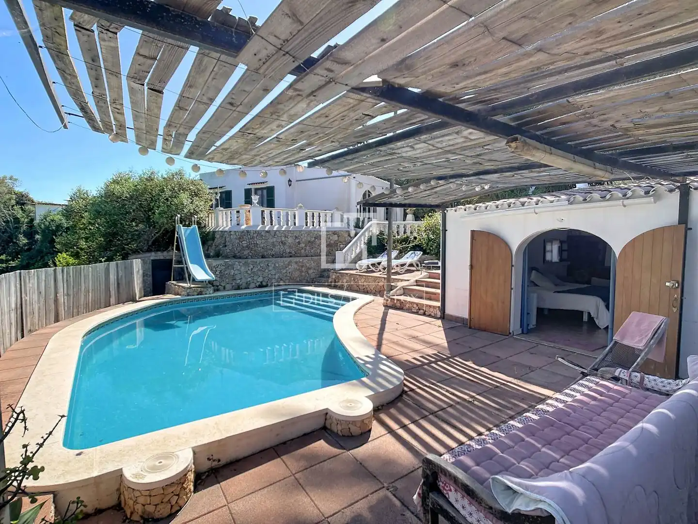 Piscina de Finca rústica en venda en Ciutadella de Menorca amb Aire condicionat, Jardí privat i Terrassa