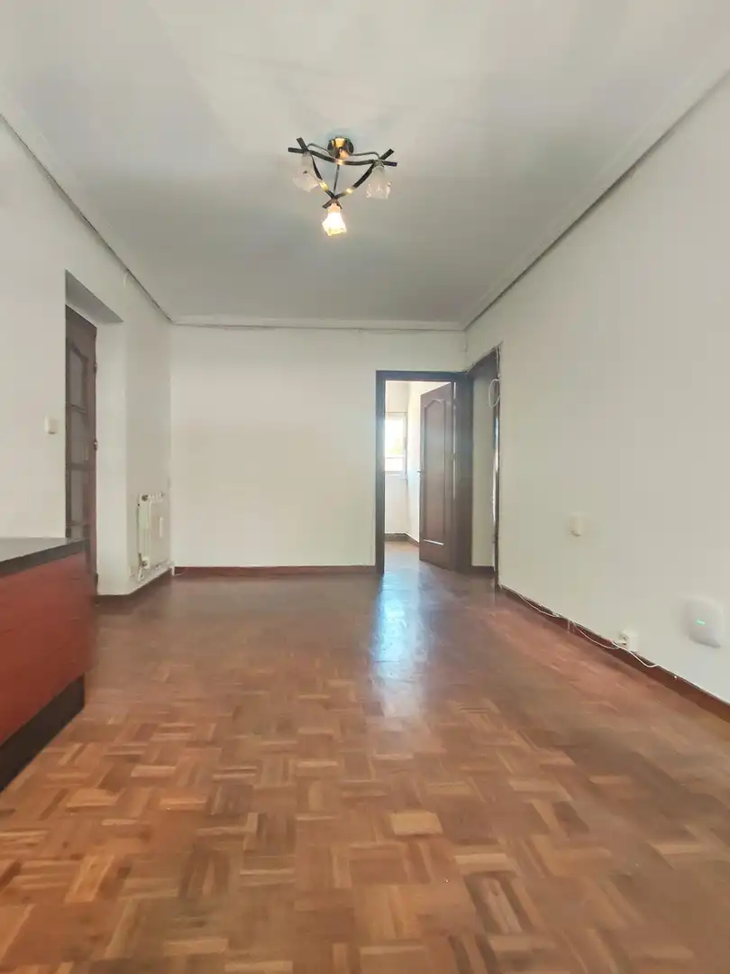 Habitación de Piso en venta en Madrid con Calefacción y Parquet