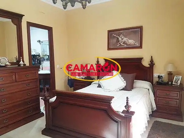 Habitación de Casa adosada en venta en Coria del Río
