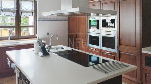 Foto 5 de Casa adosada en venda a Avenida Pablo Picass0, La Felguera, Asturias