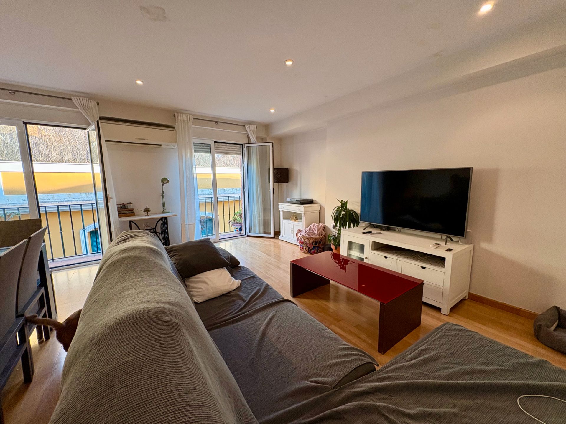 Living room of Attic to rent in  Sevilla Capital  with Air Conditioner, Heating and Parquet flooring