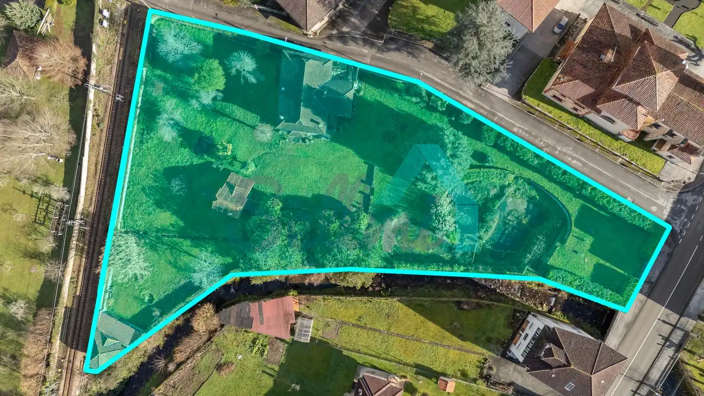 Casa o xalet en venda en Piloña amb Jardí privat, Parquet i Terrassa