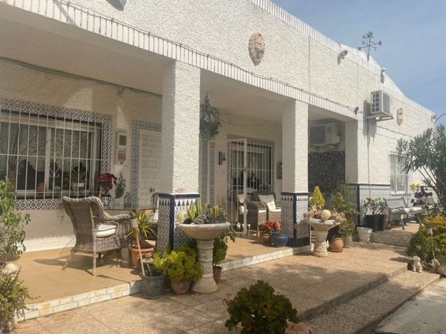 Vista exterior de Finca rústica en venda en  Murcia Capital amb Aire condicionat, Calefacció i Jardí privat