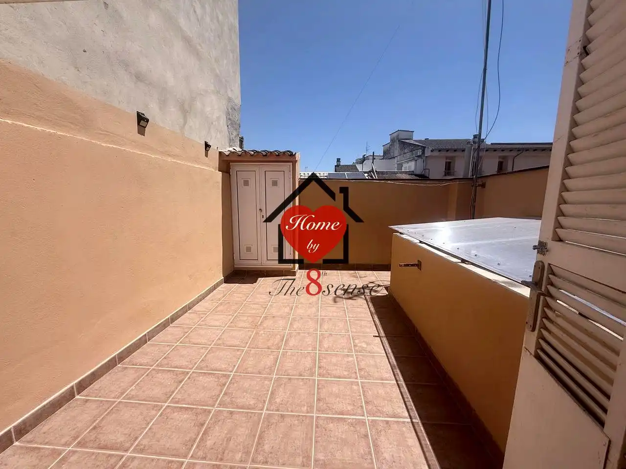 Balcony of Study for rent in Inca
