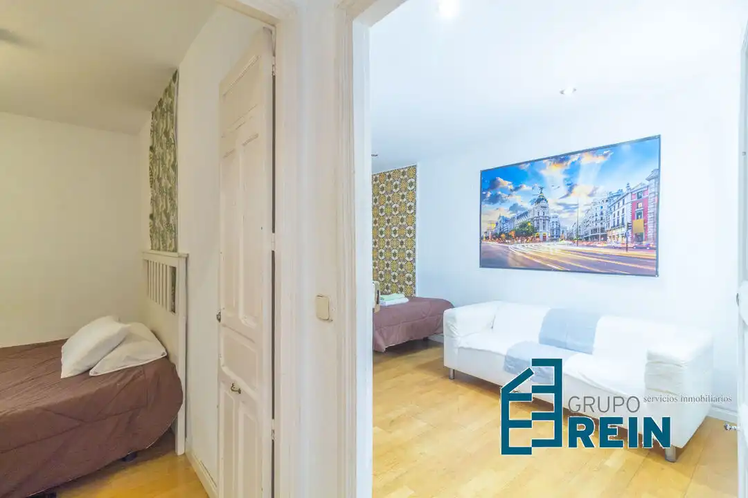 Schlafzimmer von Wohnung zum Verkauf in Madrid mit Klimaanlage und Heizung