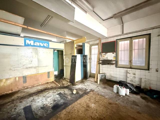 Local comercial en Venta en El Poble Sec - Parc de Montjuïc