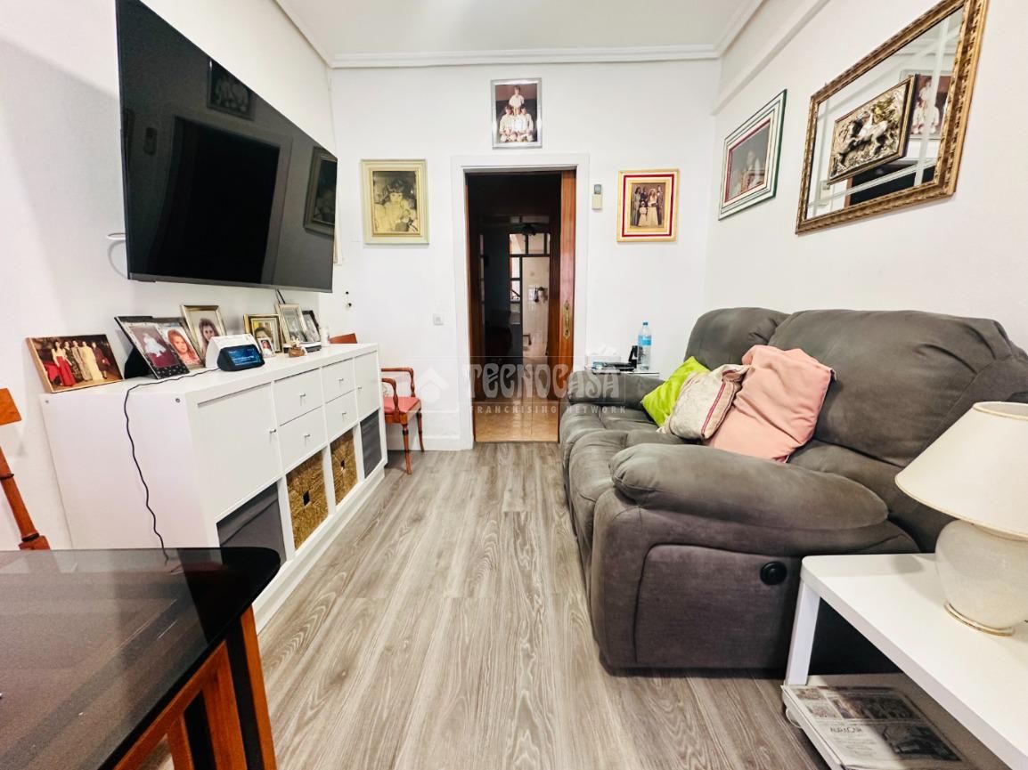 Single-family semi-detached for sale in Casco Urbano