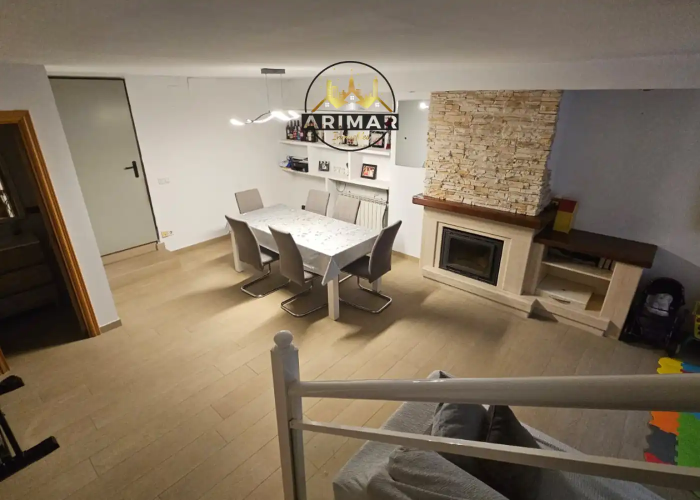 Einfamilien-Reihenhaus zum Verkauf in Castellón de la Plana / Castelló de la Plana mit Klimaanlage, Heizung und Terrasse