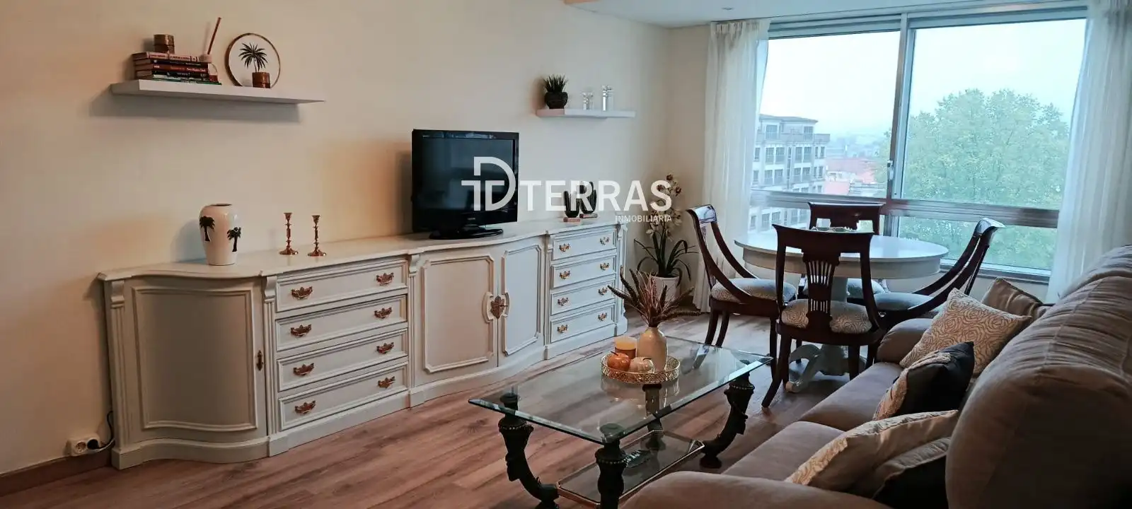 Flat for rent in BENITO CORBAL, Zona de Plaza de Barcelos