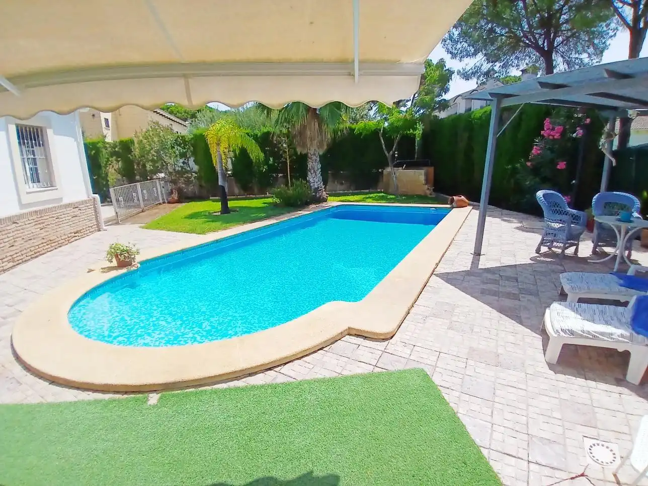 Schwimmbecken von Haus oder Chalet zum Verkauf in Aljaraque mit Heizung, Privatgarten und Schwimmbad