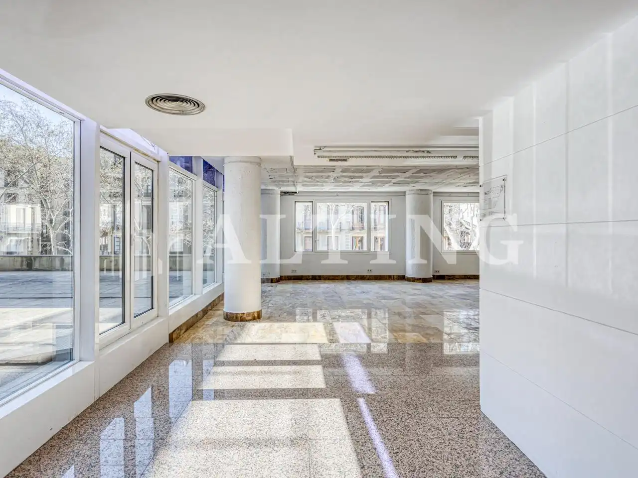 Oficina de alquiler en Barcelona con Aire acondicionado, Calefacción y Terraza
