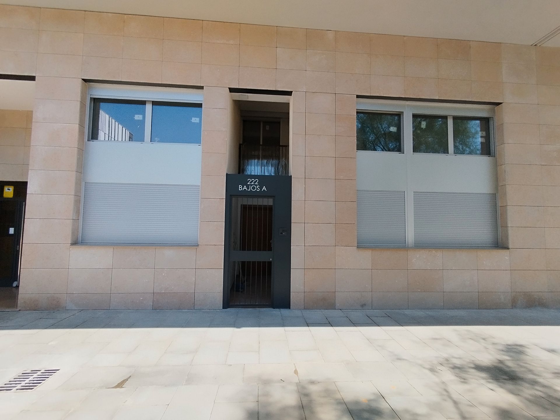 Exterior view of Duplex for sale in Cornellà de Llobregat  with Air Conditioner, Heating and Parquet flooring