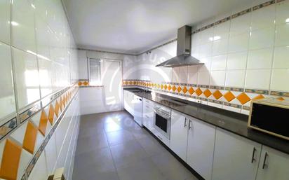 Kitchen of Flat to rent in Cáceres Capital  with Terrace