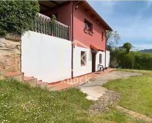 Vista exterior de Casa o xalet en venda en Candamo amb Terrassa