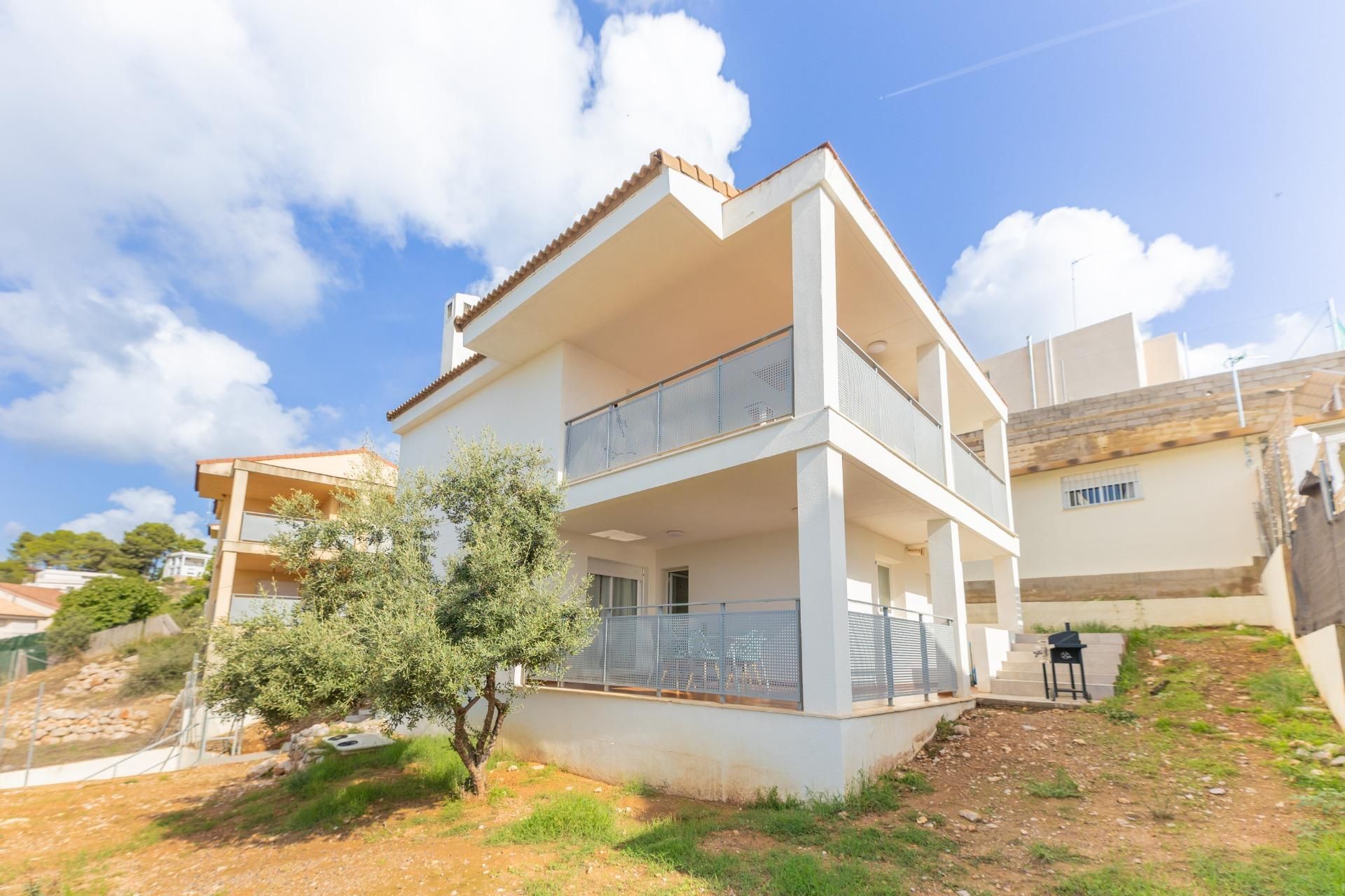 Vista exterior de Casa o chalet en venta en Torrent con Aire acondicionado, Jardín privado y Terraza