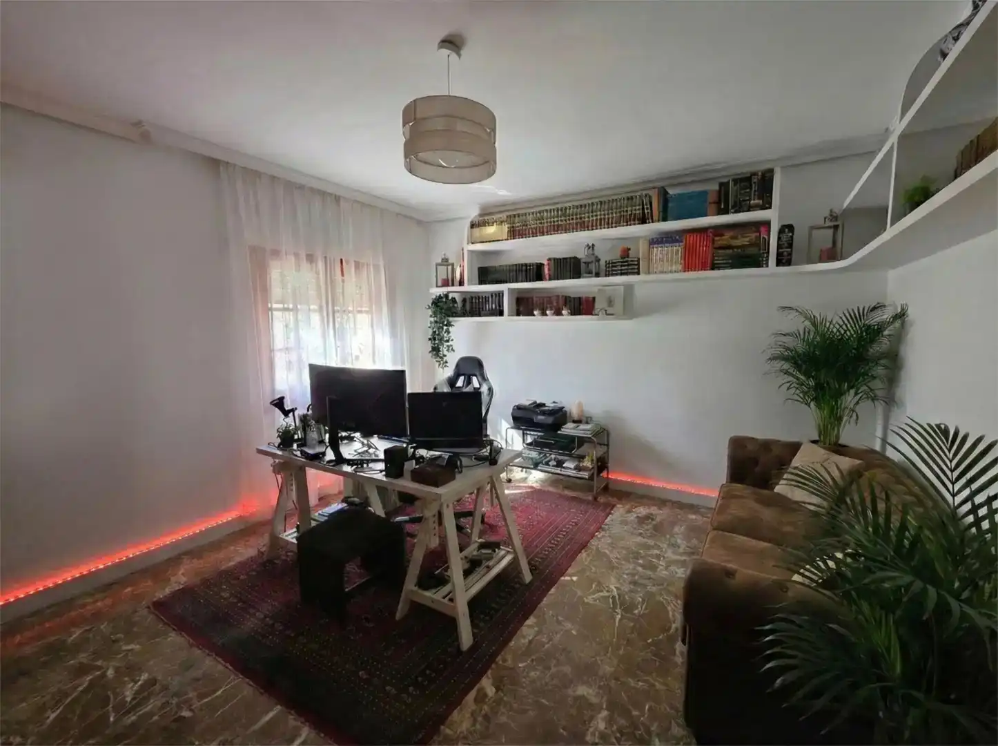 Sala d'estar de Casa o xalet en venda en Dos Hermanas amb Aire condicionat, Piscina i Balcó