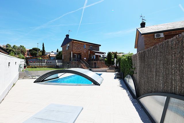 Piscina de Casa o xalet en venda en Colmenarejo amb Calefacció, Jardí privat i Terrassa