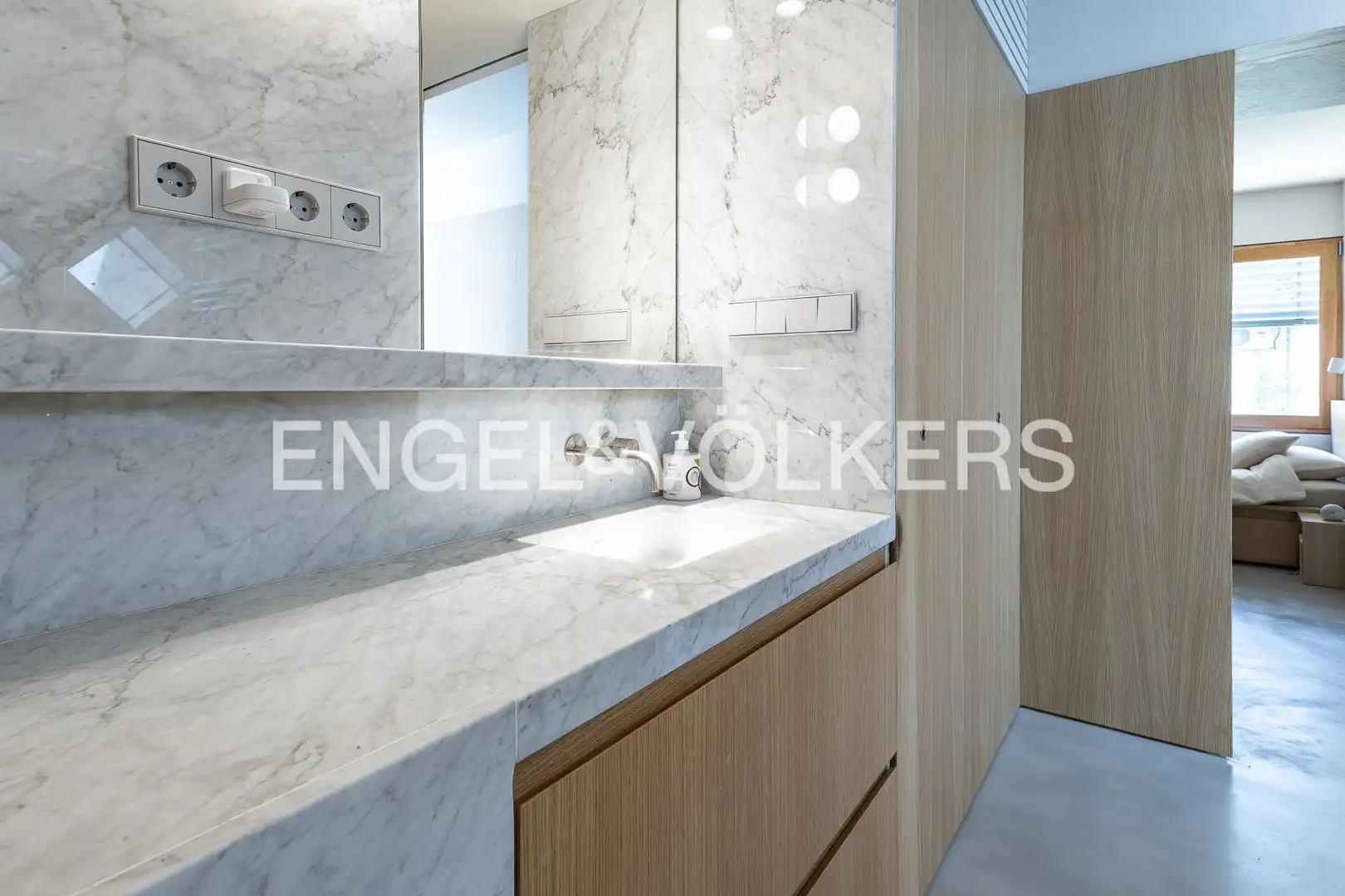 Bathroom of Houses for rent in Barcelona  with Air Conditioner, Heating and Private garden