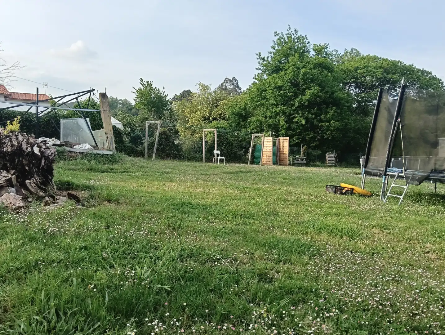 Jardín de Casa adosada en venta en Bergondo con Calefacción, Jardín privado y Trastero