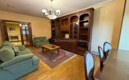 Living room of Flat for sale in  Logroño  with Heating, Parquet flooring and Terrace