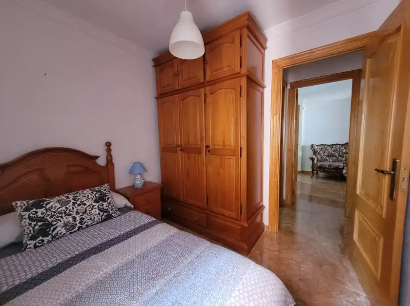Dormitori de Pis en venda en Málaga amb Terrassa, Forn i Rentadora