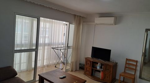 Foto 2 de Piso de alquiler en Calle Rafaela, 9, Los Castillejos - La Trinidad, Málaga Capital