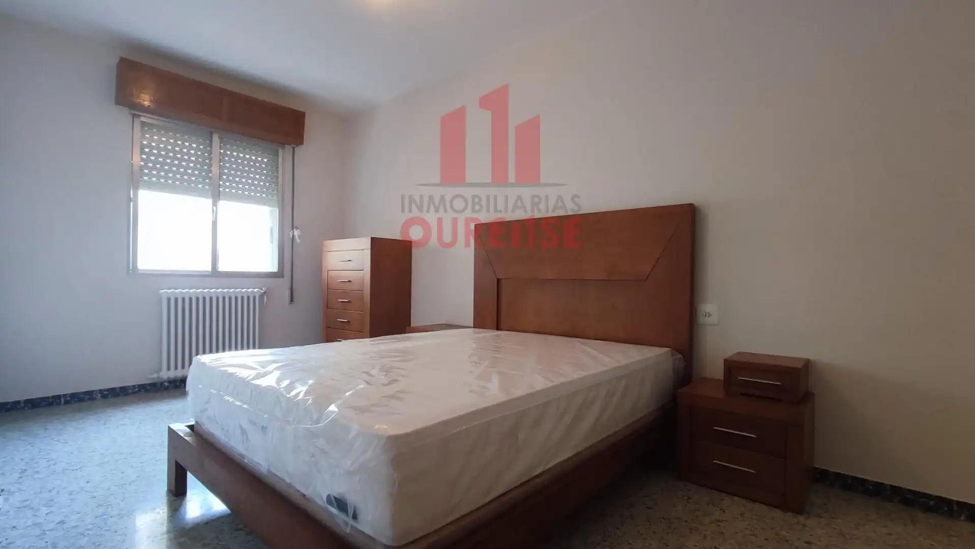 Schlafzimmer von Wohnung zur Miete in Ourense Capital  mit Heizung, Möbliert und Balkon