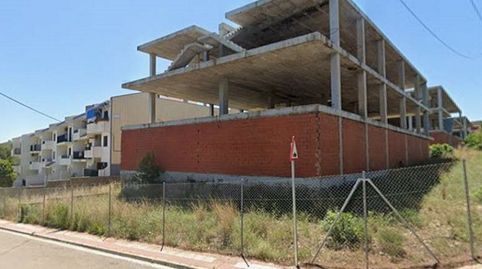 Edificio con obra parada en construcción en Urb. Font Nova en Peñiscola.