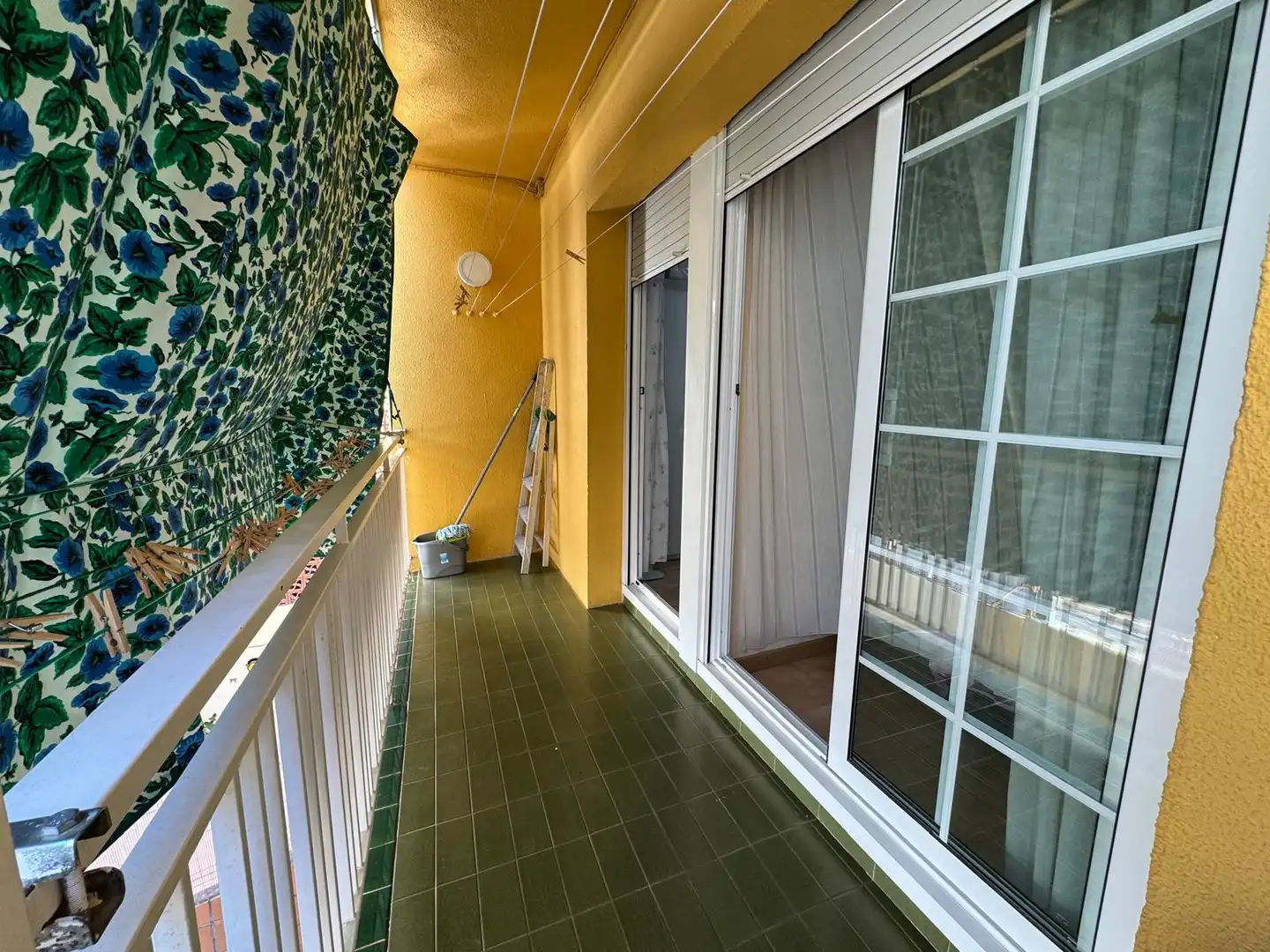 Terraza de Casa adosada en venta en La Palma de Cervelló con Aire acondicionado, Calefacción y Parquet