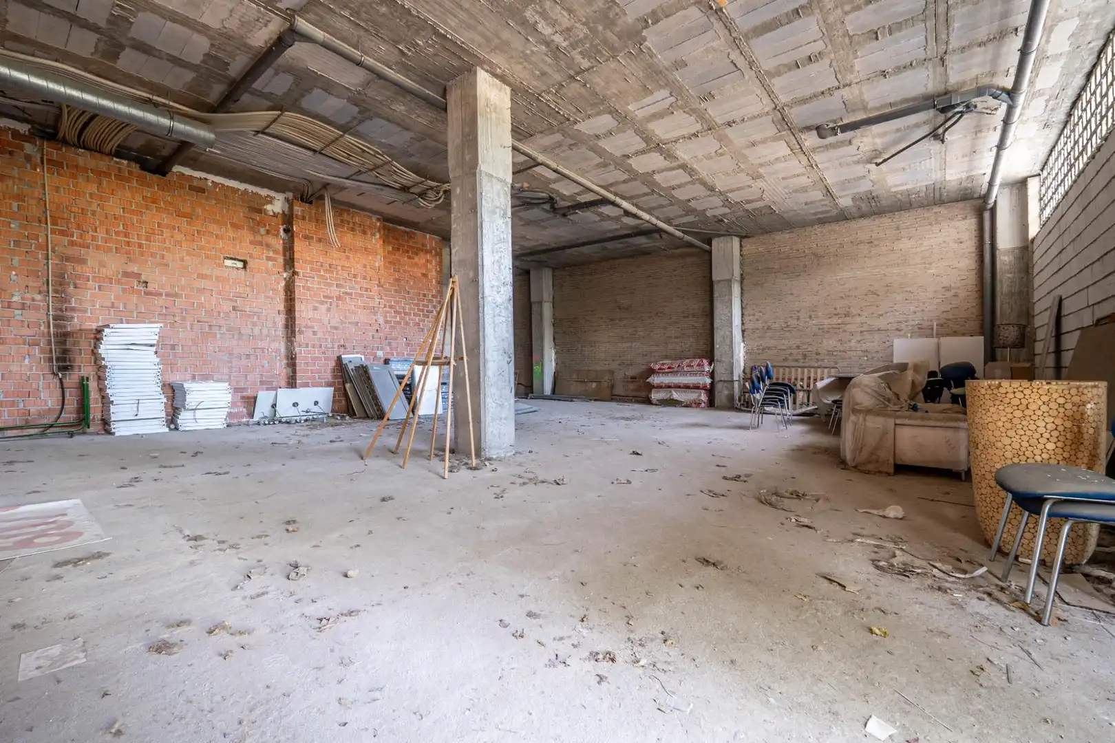 Local comercial en venta en Catedrática Asunción Linares, imagen 3