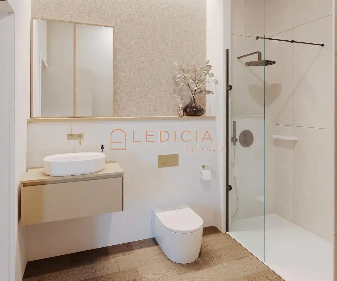 Duplexes for sale in Garcia Barbon, 43, Centro - Areal