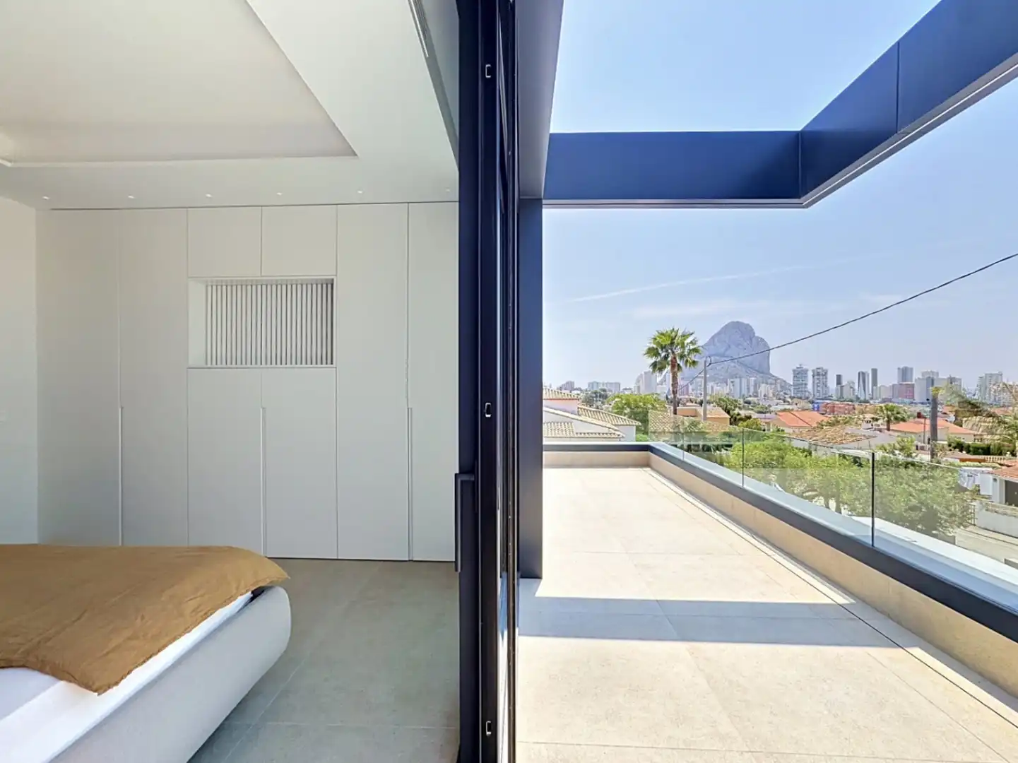 Chalet con piscina en venta en Marisol Park - Ortembach - Los Almendros, imagen 46