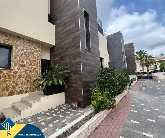 Detached house with pool for sale in Orihuela Costa, imagen 2