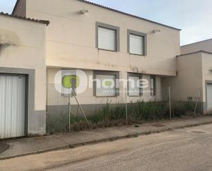 Exterior view of Single-family semi-detached for sale in Manganeses de la Lampreana