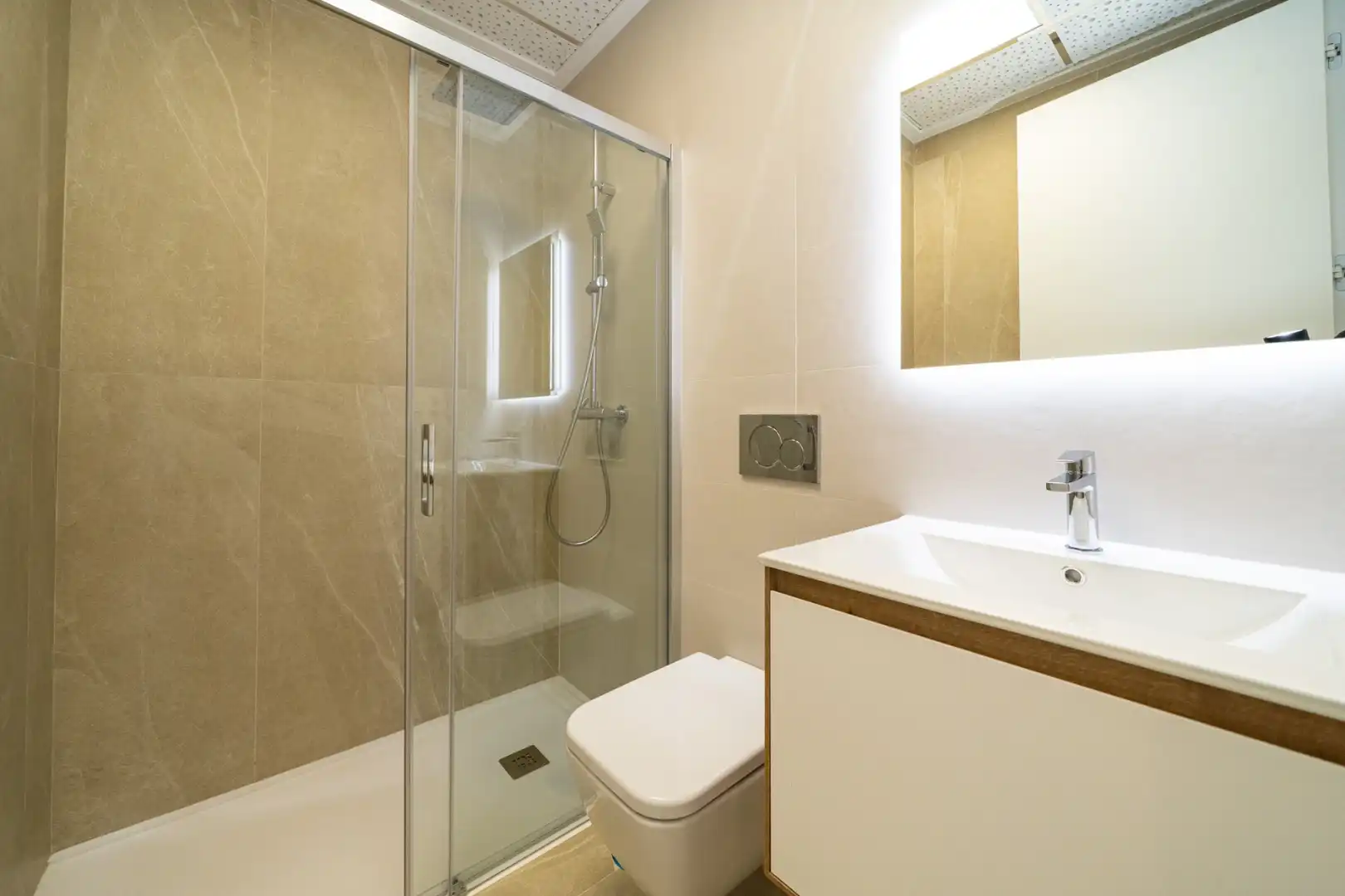 Bany de Apartament en venda en Benimar