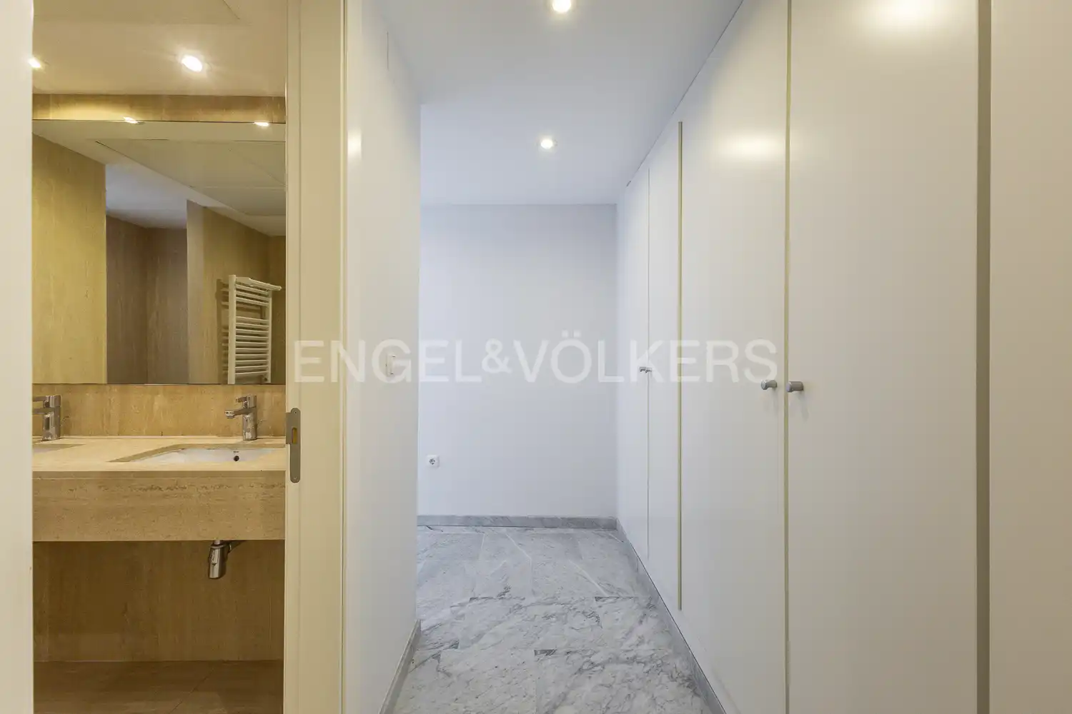 Piso en venta en Valencia con Aire acondicionado, Calefacción y Terraza