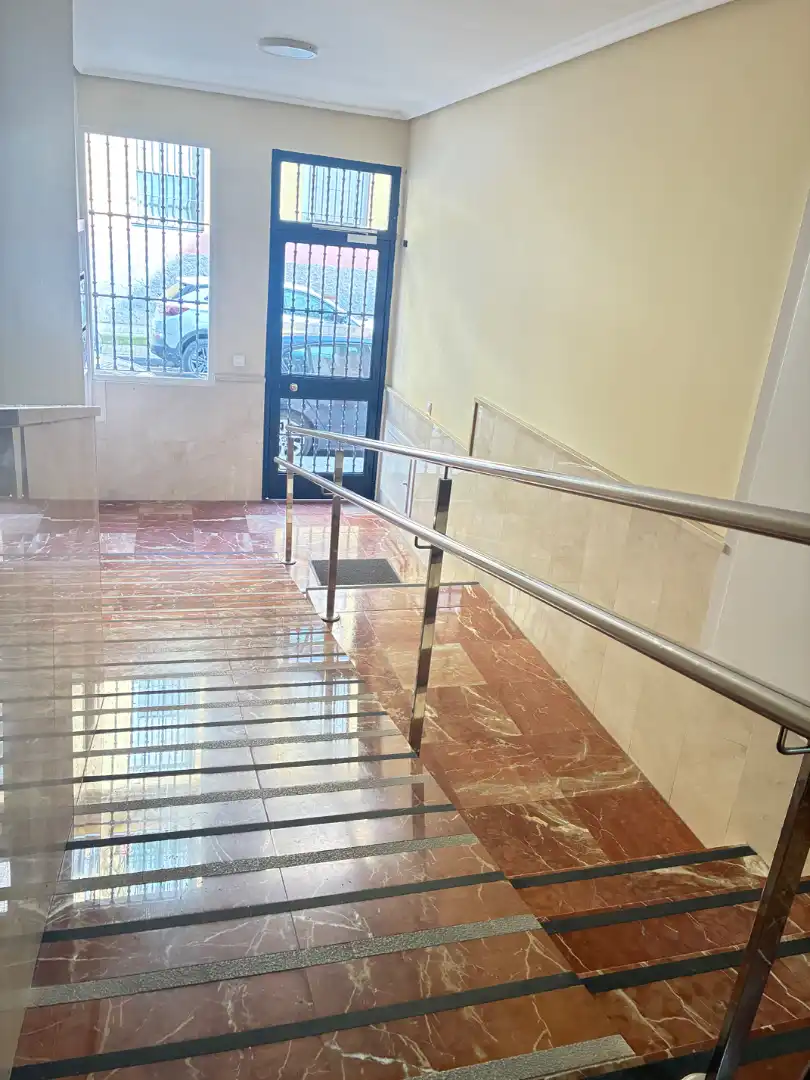 Flat for sale in Calle San Ignacio, 8, La Calzada - La Florida