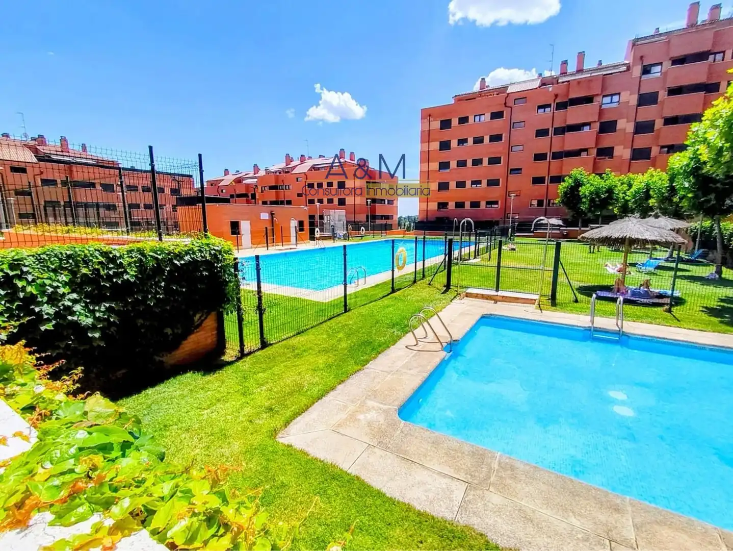 Piso con piscina en venta en RAMON Y CAJAL
