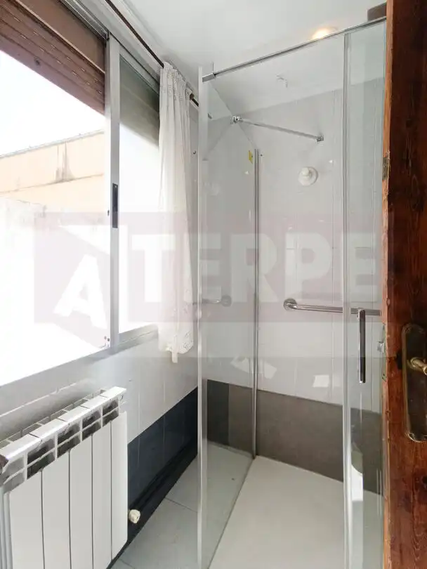Flat for sale in Zumalakarregi Kalea, Pasaia
