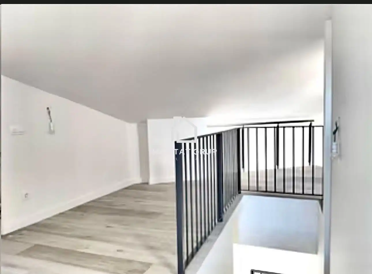 Duplex with lift for sale in Olot, imagen 8