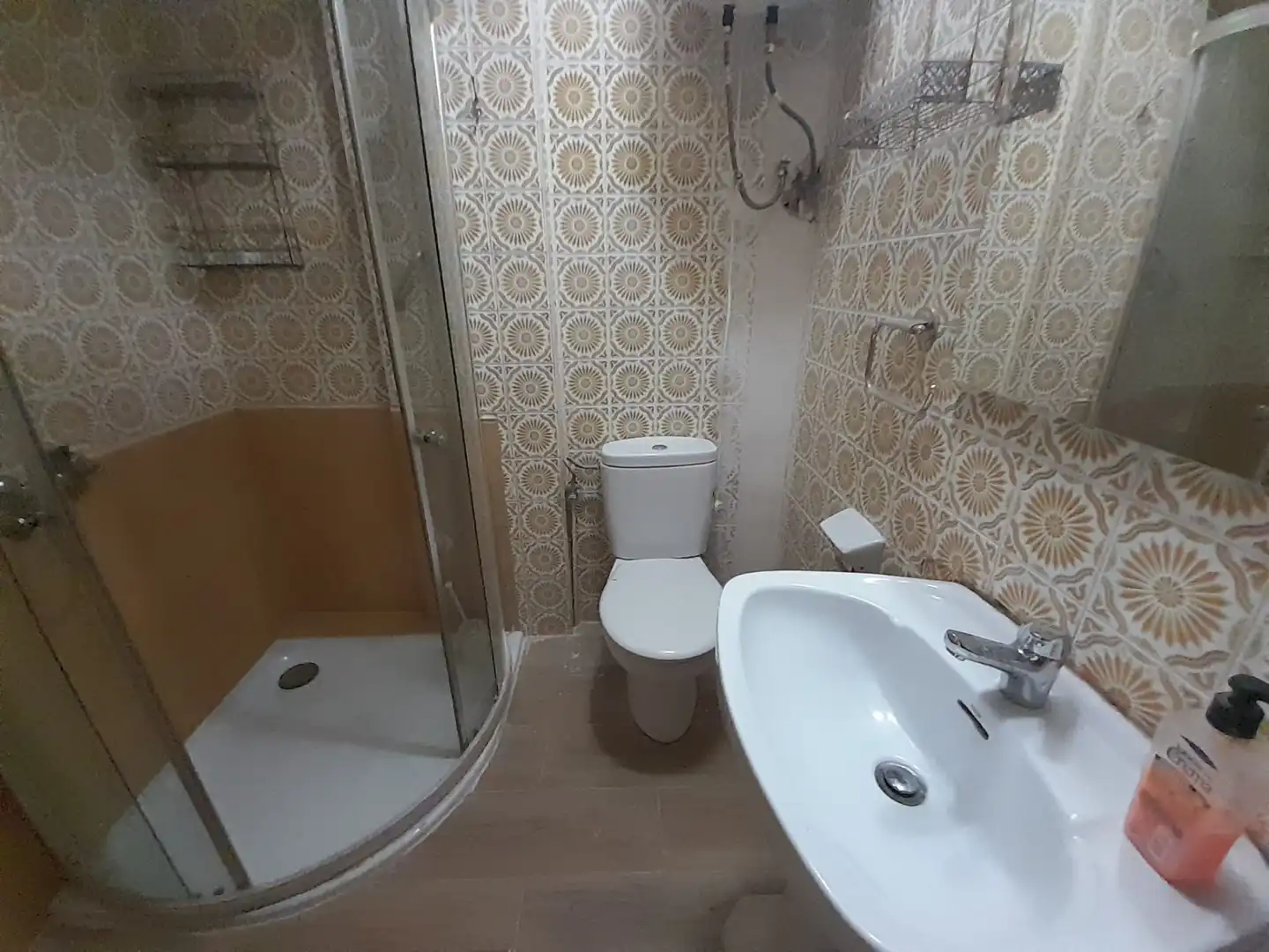 Bathroom of Flat for sale in PAU 2-600