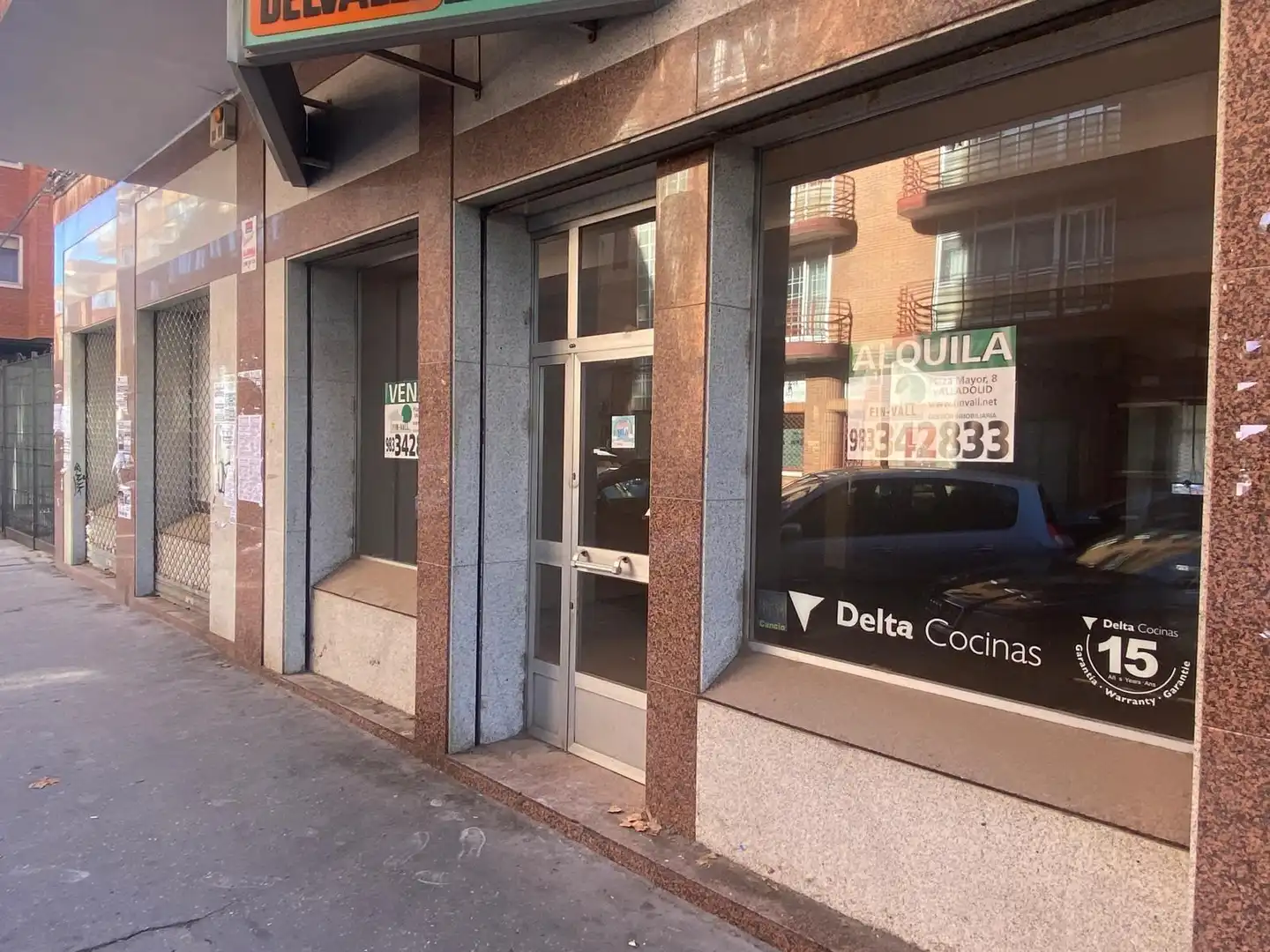 Local comercial en venda a Delicias