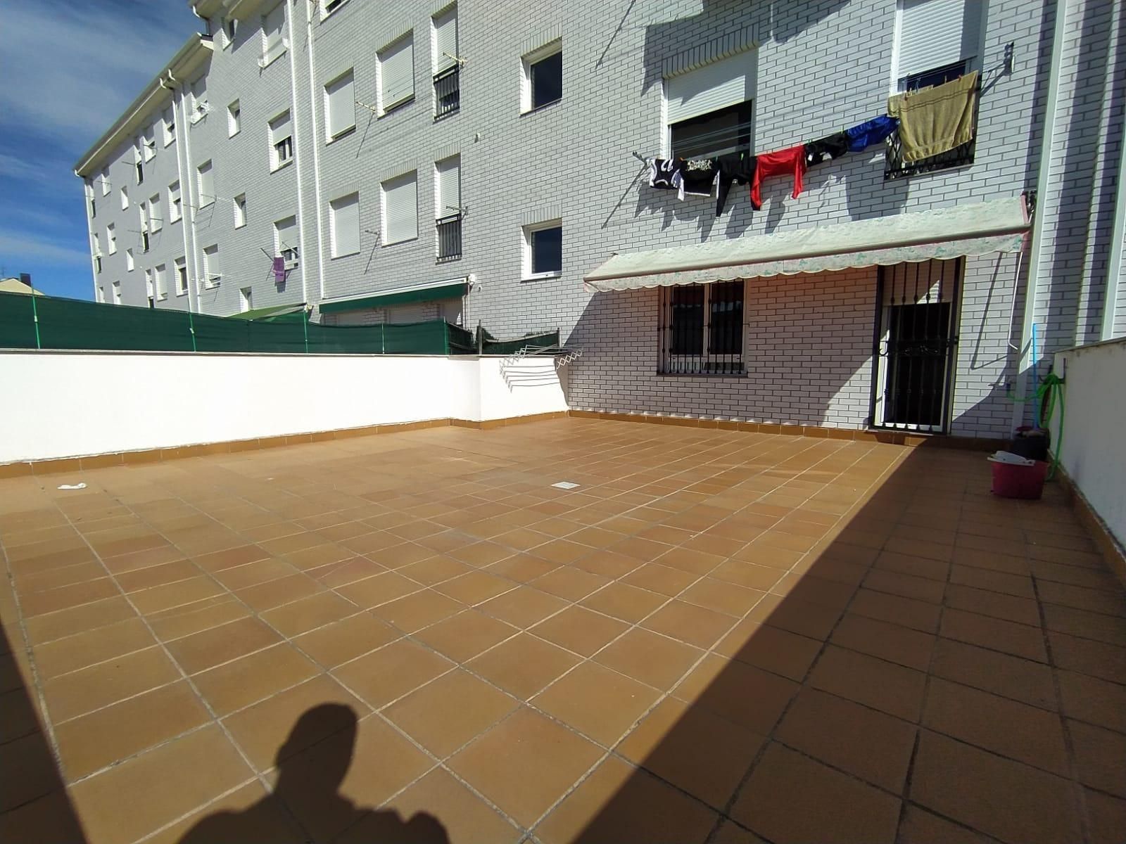 Terrassa de Apartament en venda en Ponferrada amb Calefacció, Terrassa i Traster