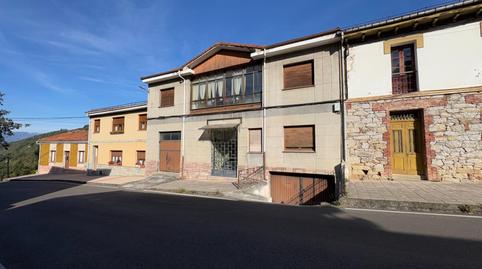 Foto 2 de Pis en venda a  Urbies, 18, Zona Rural, Asturias