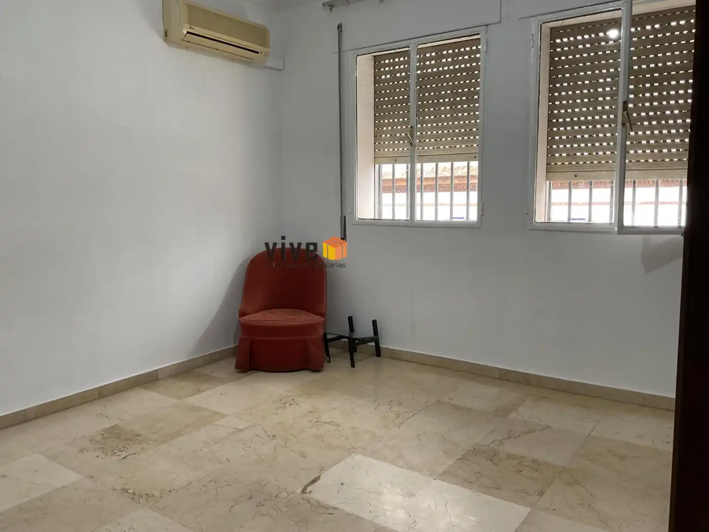 Flat for sale in Sevilla  with Air Conditioner, Heating and Terrace