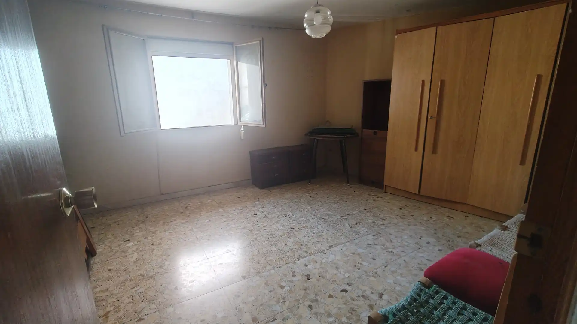 Dormitori de Casa o xalet en venda en Baza amb Moblat