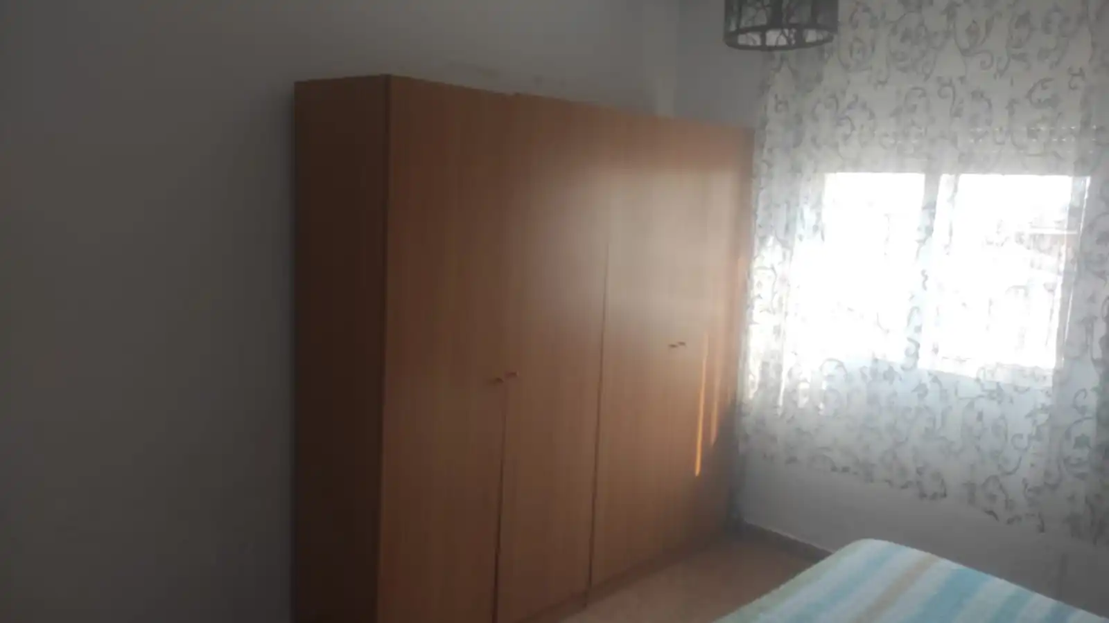 Habitación de Apartamento de alquiler en Cáceres con Aire acondicionado, Calefacción y Amueblado