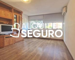 Bedroom of Flat to rent in  Madrid Capital  with Air Conditioner